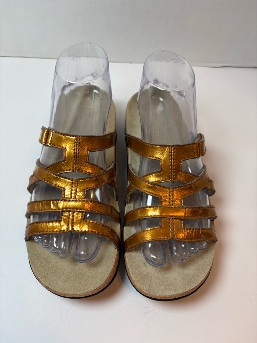 Spenco Women’s Gold Leather Orthotic Slip-on Sandals Strappy Size 7W NWOT